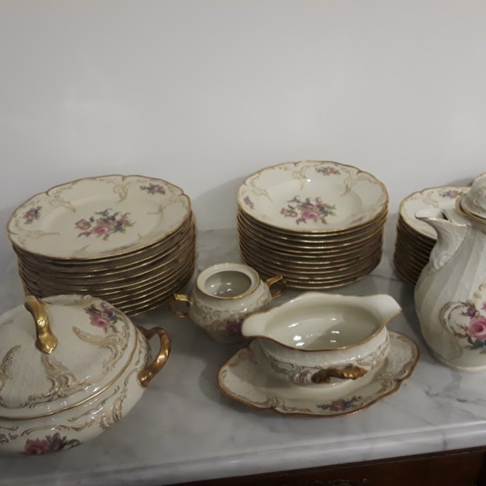 Rosenthal (Continental) Diplomat Center Gold China